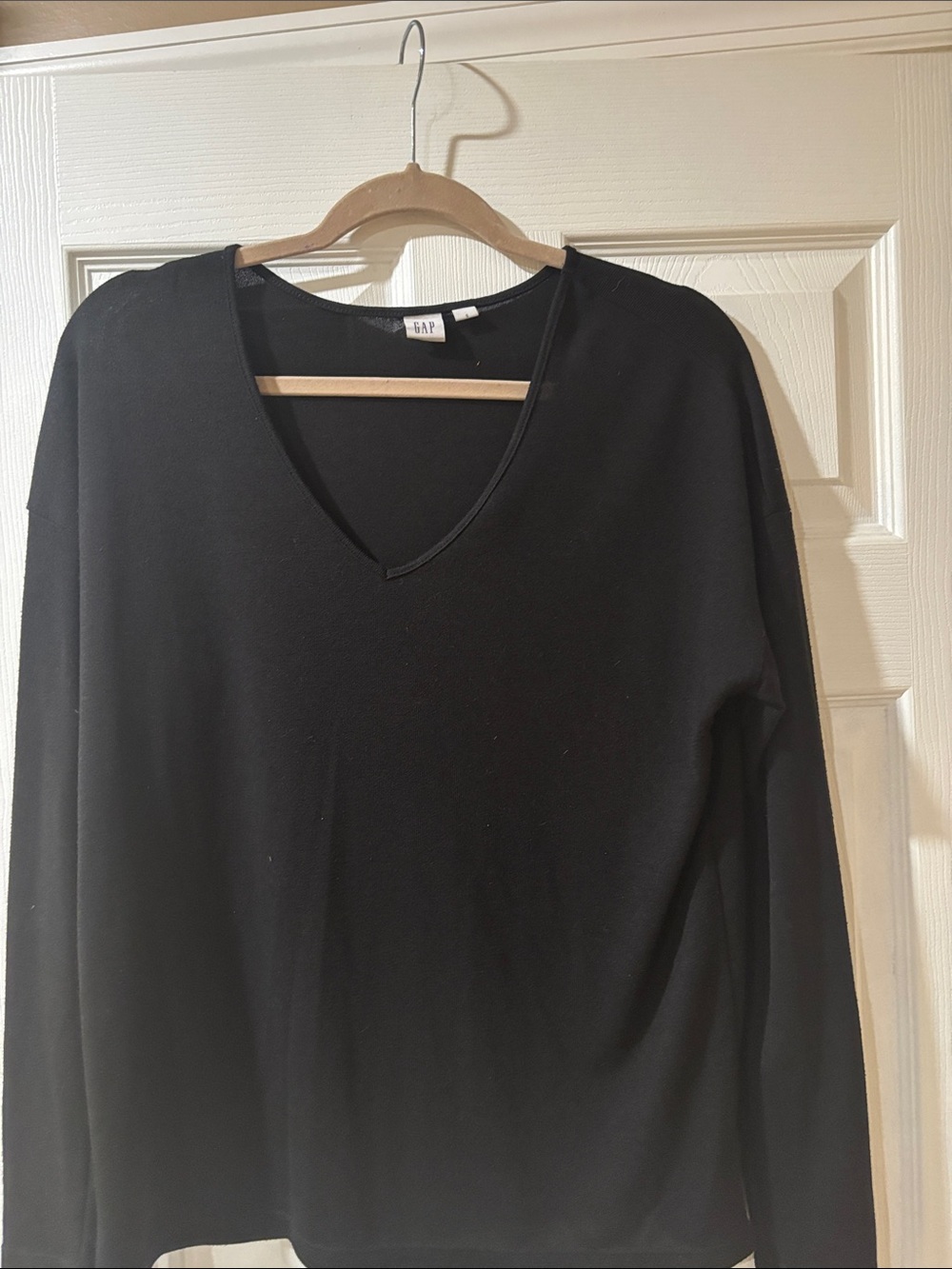 GAP Black V-Neck Long Sleeve Sweatshirt